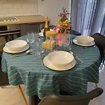 Mira *