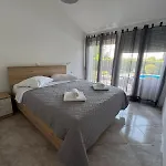 Mira Ουμάγκ