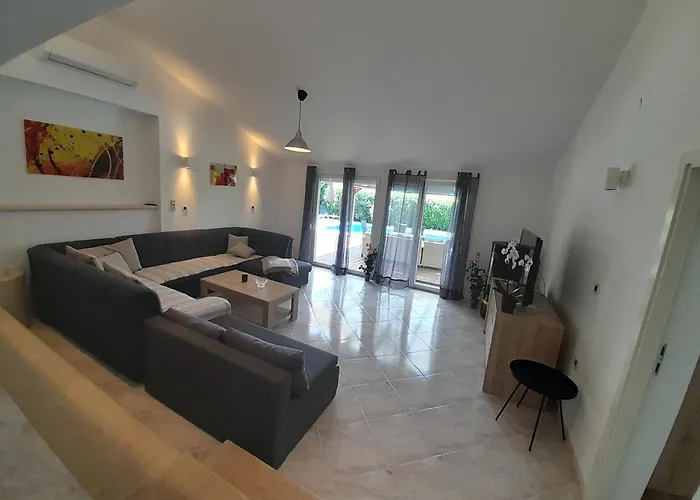 Vila Mira