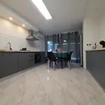 Mira * Умаг