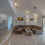 Mira *