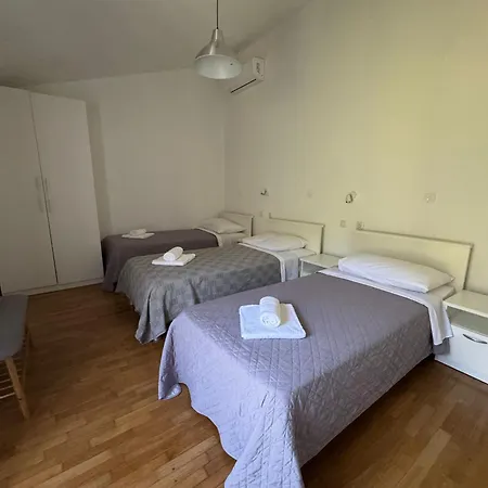 Mira Villa